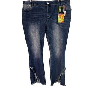 Coco + Carmen OMG Zoey Zip Jeans